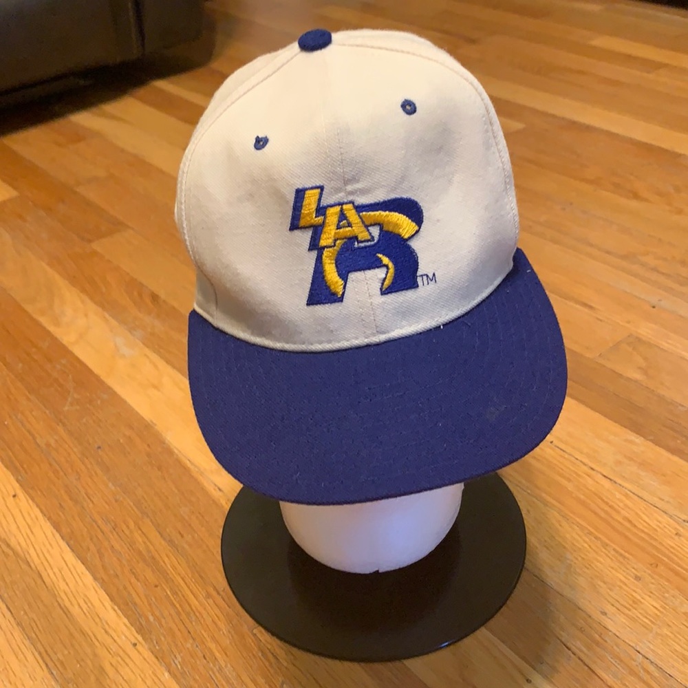 Vintage New Era LA rams hat